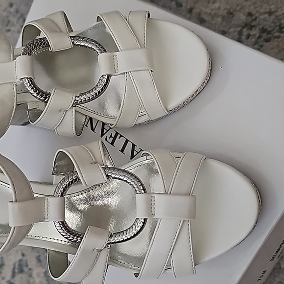 Alfani Strappy Sandals, NIB, Size 7.5M, - Picture 2 of 7